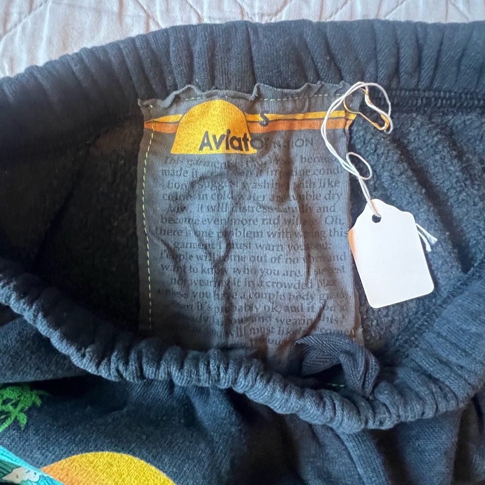 Aviator Nation North Shore Oahu Palm Tree Festival sweatpants, size Small (NWT) - Picture 5 of 13